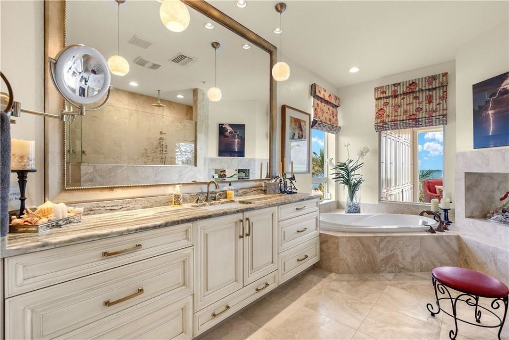 16730 Captiva Dr, Captiva, FL 33924 Photo