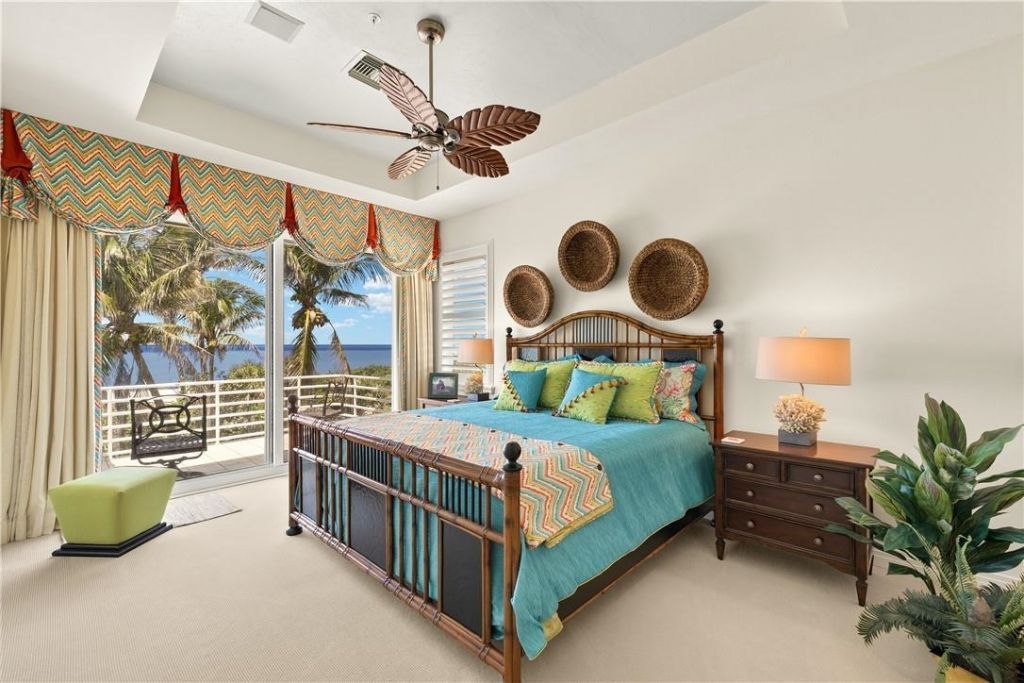 16730 Captiva Dr, Captiva, FL 33924 Photo