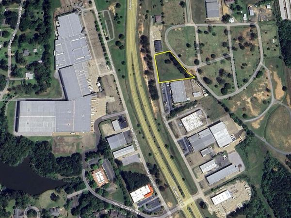 Gilchrist Drive, Pearl, MS 39208