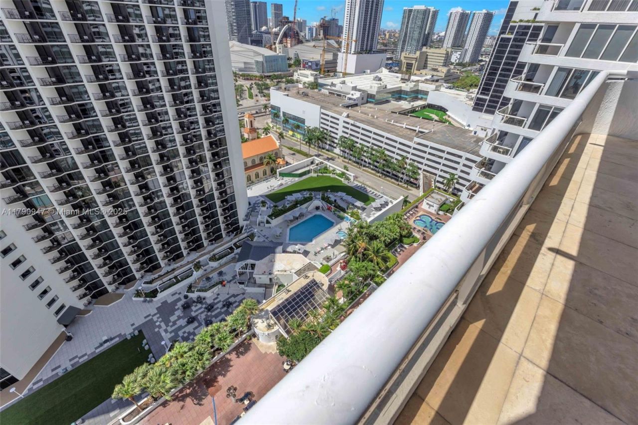 1717 N Bayshore Dr, Unit A-3144, Miami, FL 33132 Photo