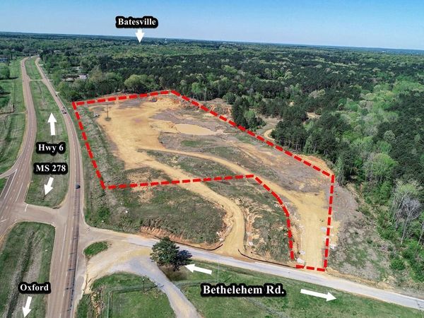 20859 Highway 6, Batesville, MS 38606