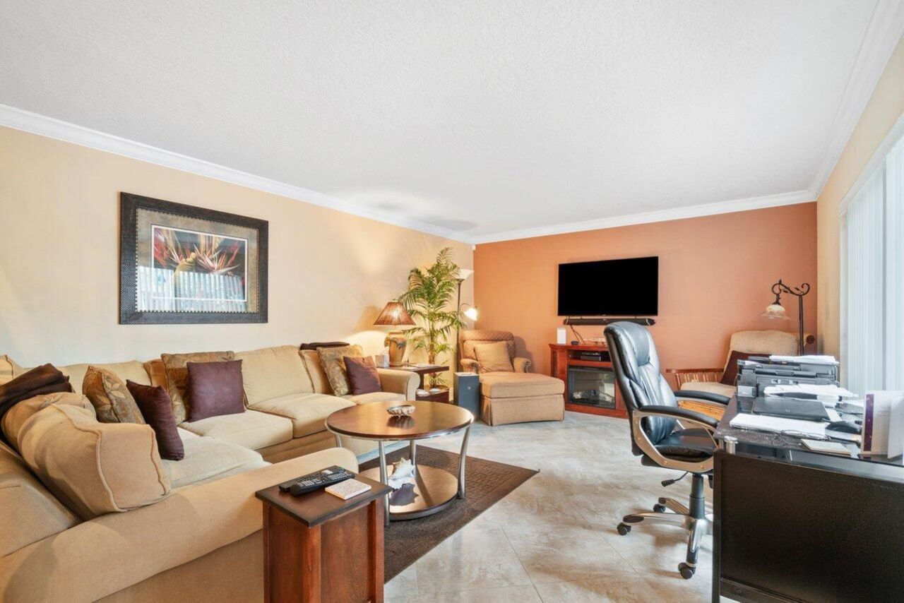 825 Center Street, Unit 13b, Jupiter, FL 33458 Photo