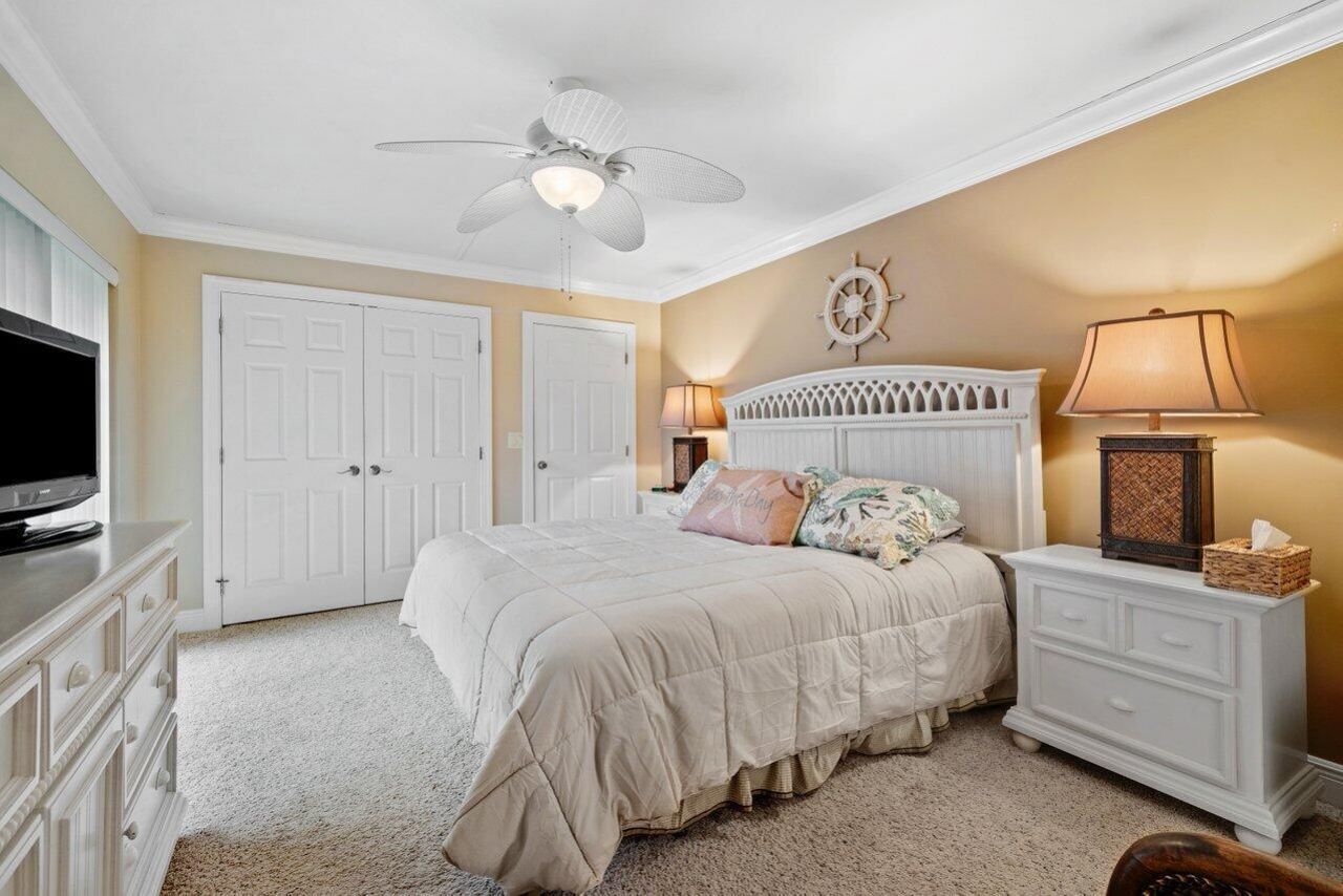 825 Center Street, Unit 13b, Jupiter, FL 33458 Photo