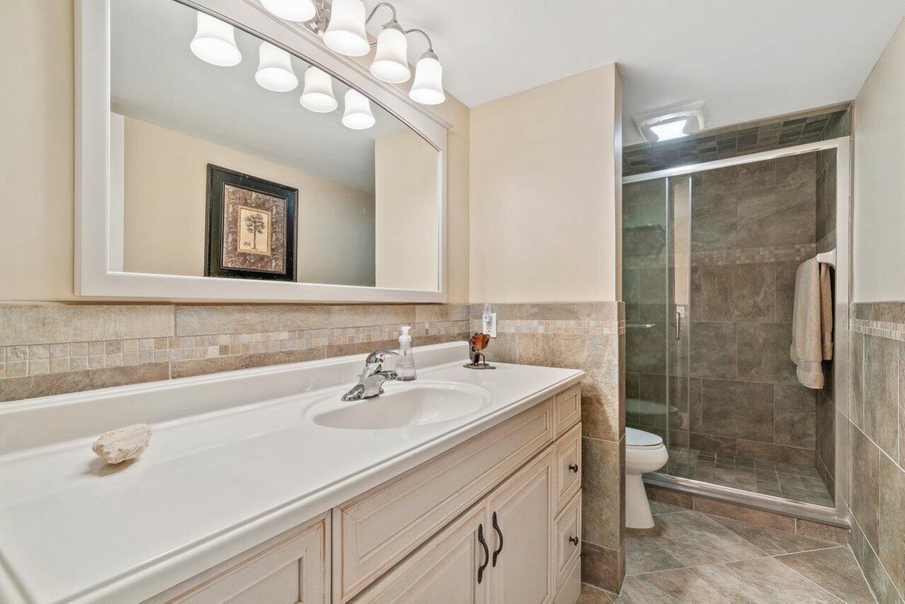 825 Center Street, Unit 13b, Jupiter, FL 33458 Photo