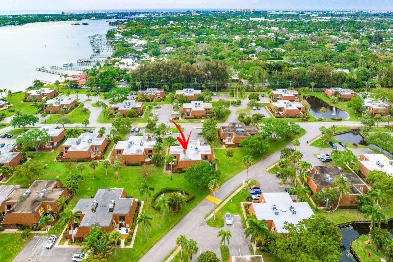 825 Center Street, Unit 13b, Jupiter, FL 33458 Photo