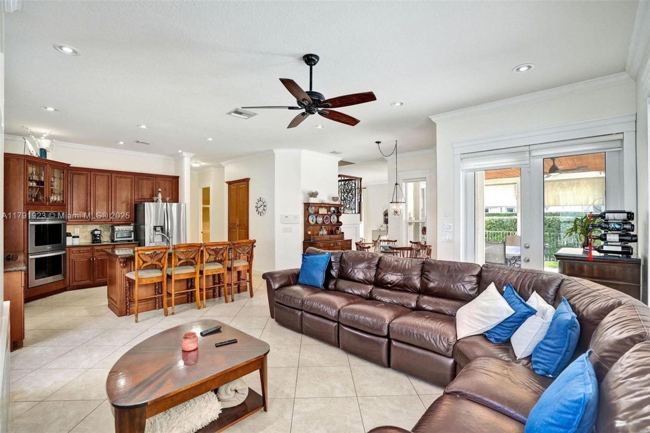 19323 SW 55th St, Miramar, FL 33029 Photo