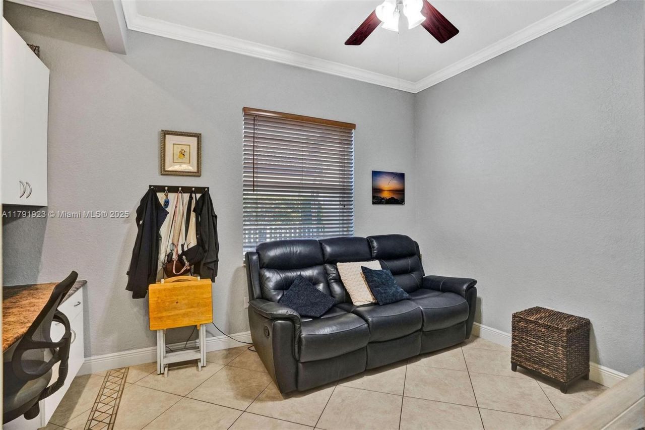 19323 SW 55th St, Miramar, FL 33029 Photo