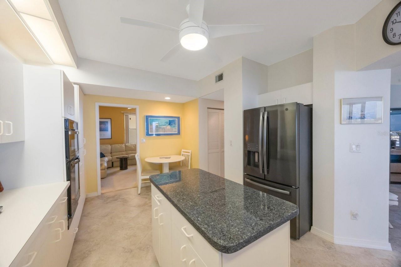 7872 Sailboat Key Boulevard S, Unit 602, South Pasadena, FL 33707 Photo