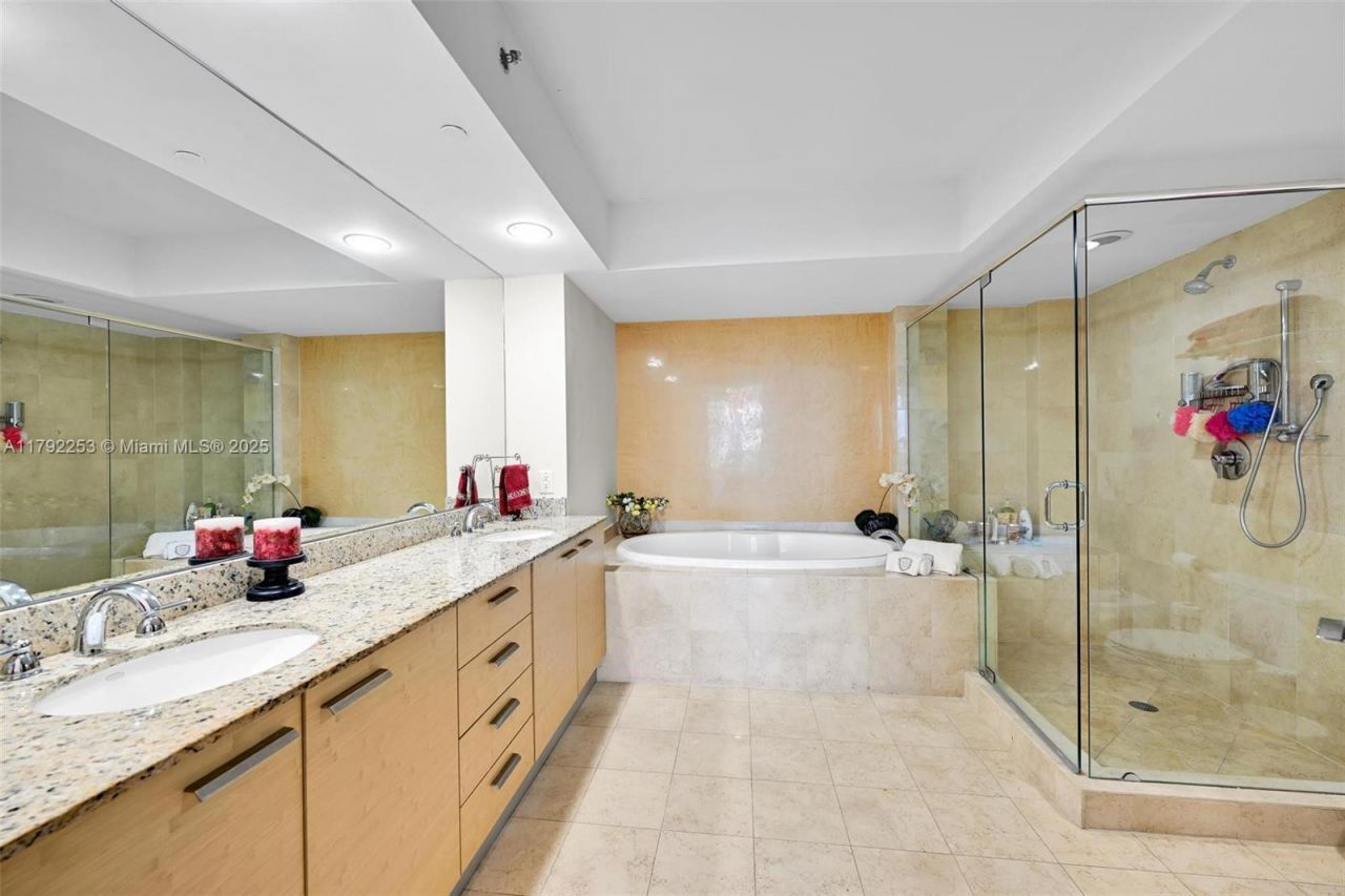 1830 S Ocean Dr, Unit 1201, Hallandale Beach, FL 33009 Photo