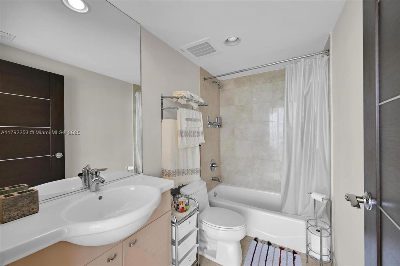 1830 S Ocean Dr, Unit 1201, Hallandale Beach, FL 33009 Photo