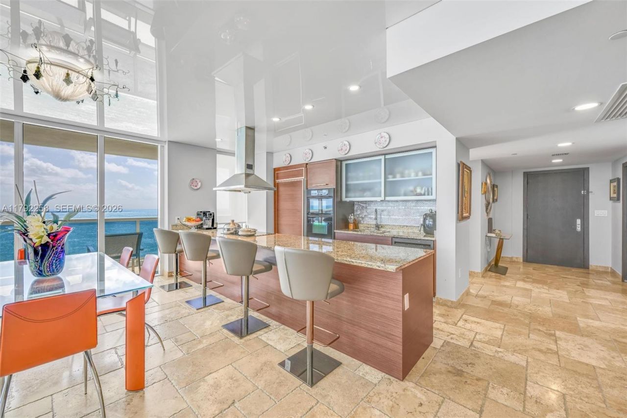1830 S Ocean Dr, Unit 1201, Hallandale Beach, FL 33009 Photo