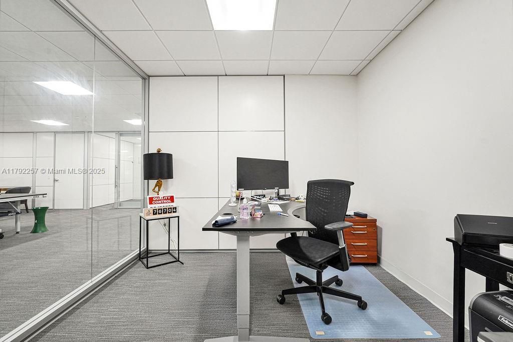 1 SE 3rd Ave, Miami, FL 33131 Photo