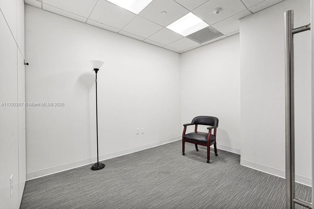 1 SE 3rd Ave, Miami, FL 33131 Photo