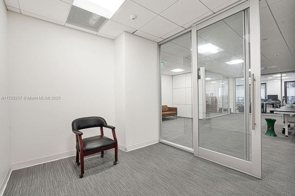 1 SE 3rd Ave, Miami, FL 33131 Photo