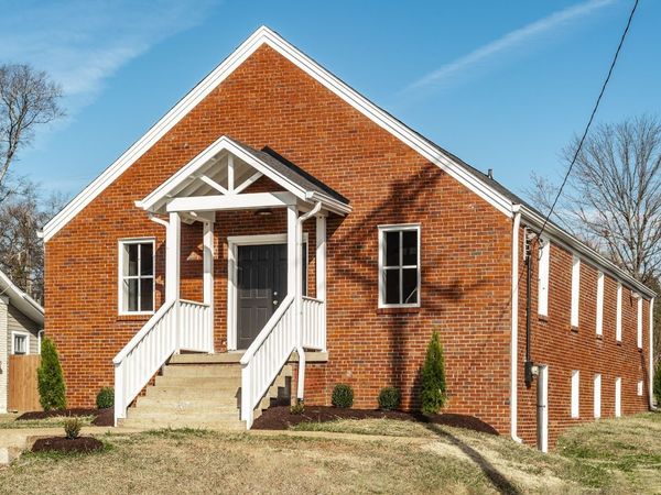 1085 Zophi St, Nashville, TN 37216