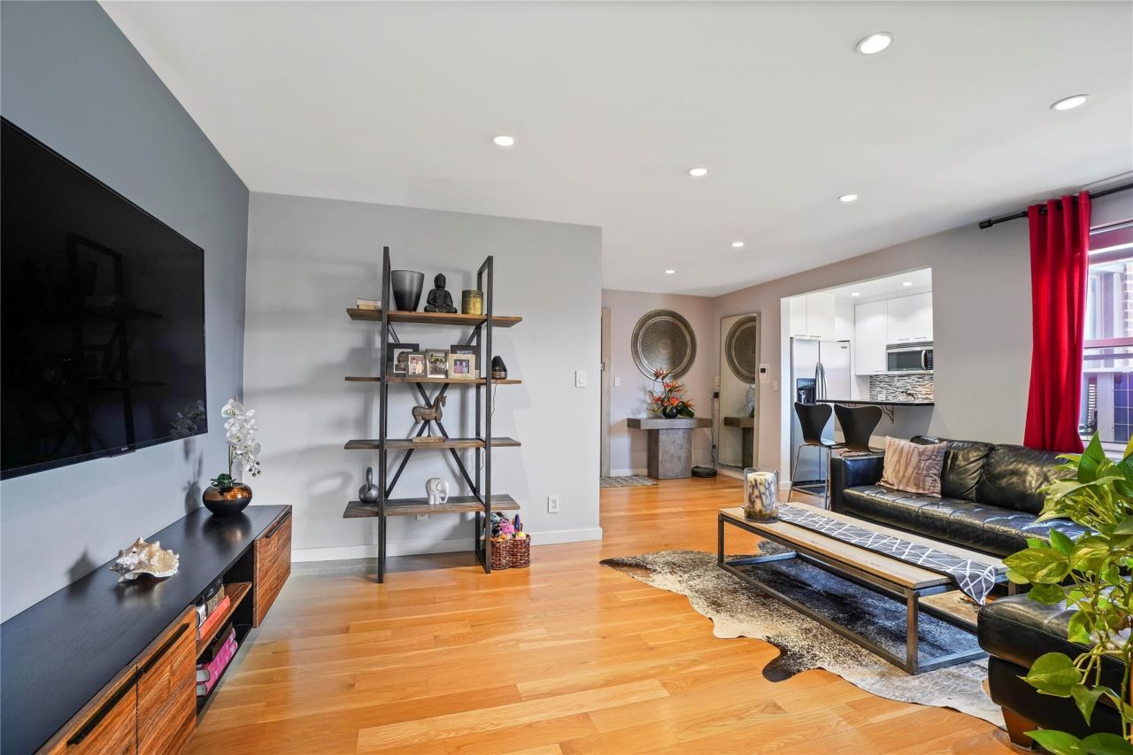 5221 65th Place, Unit 6N, Maspeth, NY 11378 Main Photo