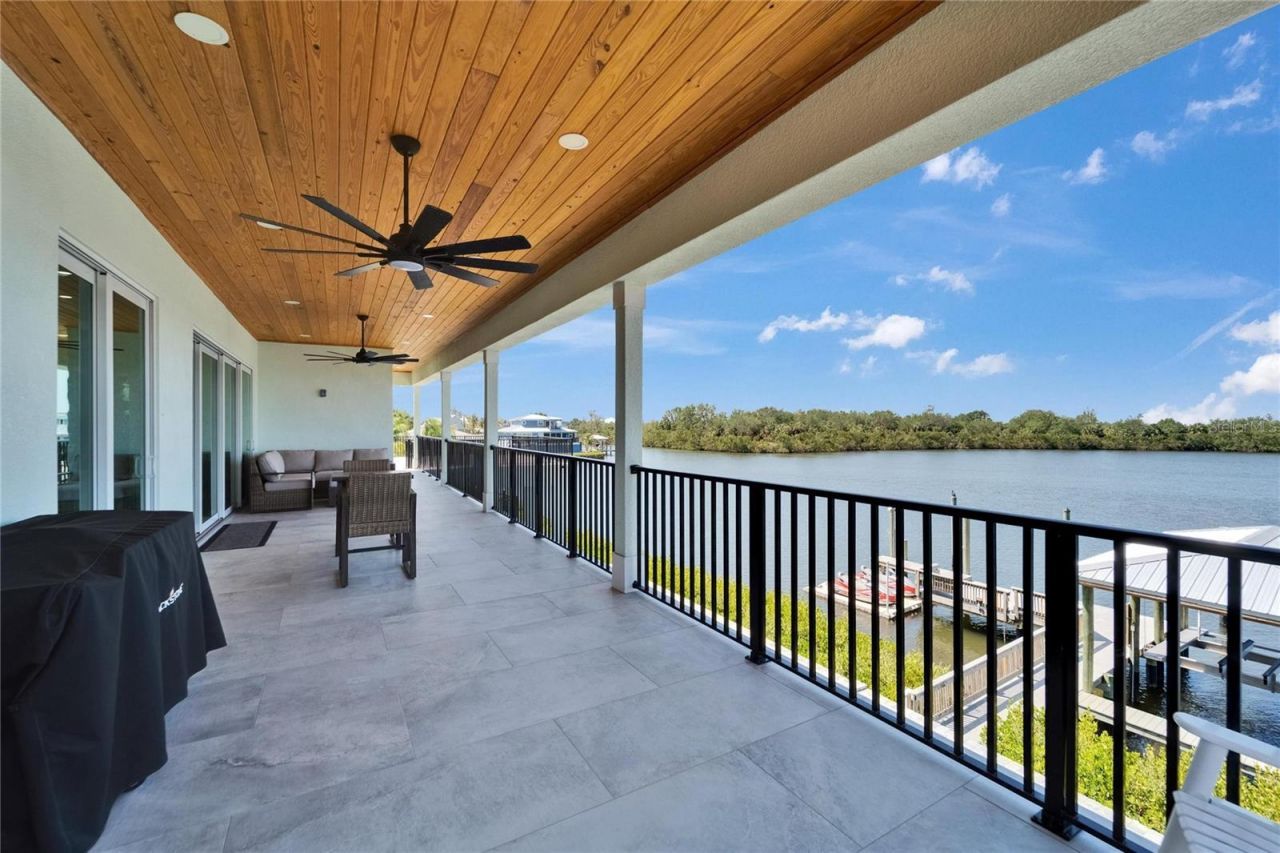 935 Chipaway Drive, Apollo Beach, FL 33572 Photo