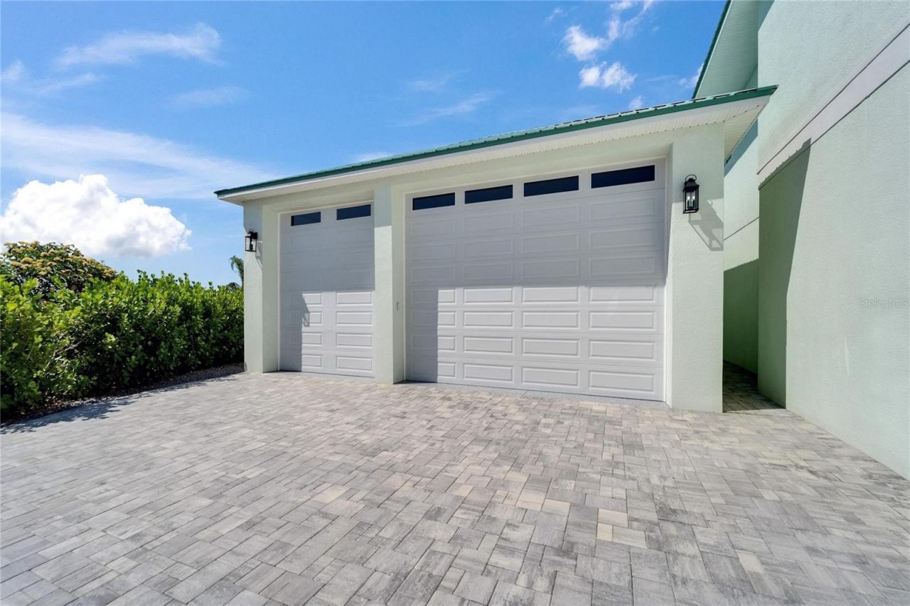 935 Chipaway Drive, Apollo Beach, FL 33572 Photo