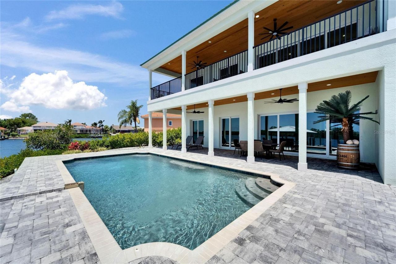 935 Chipaway Drive, Apollo Beach, FL 33572 Photo