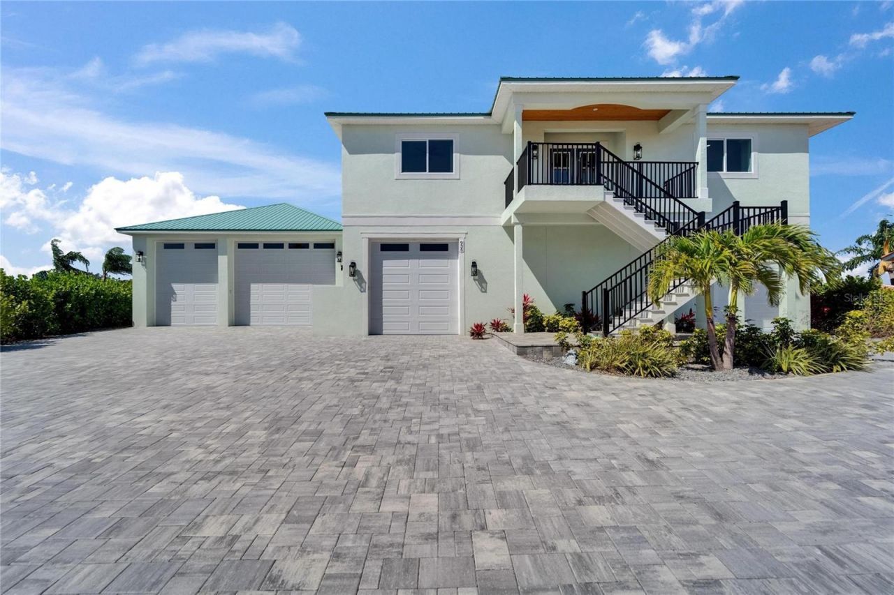 935 Chipaway Drive, Apollo Beach, FL 33572 Photo