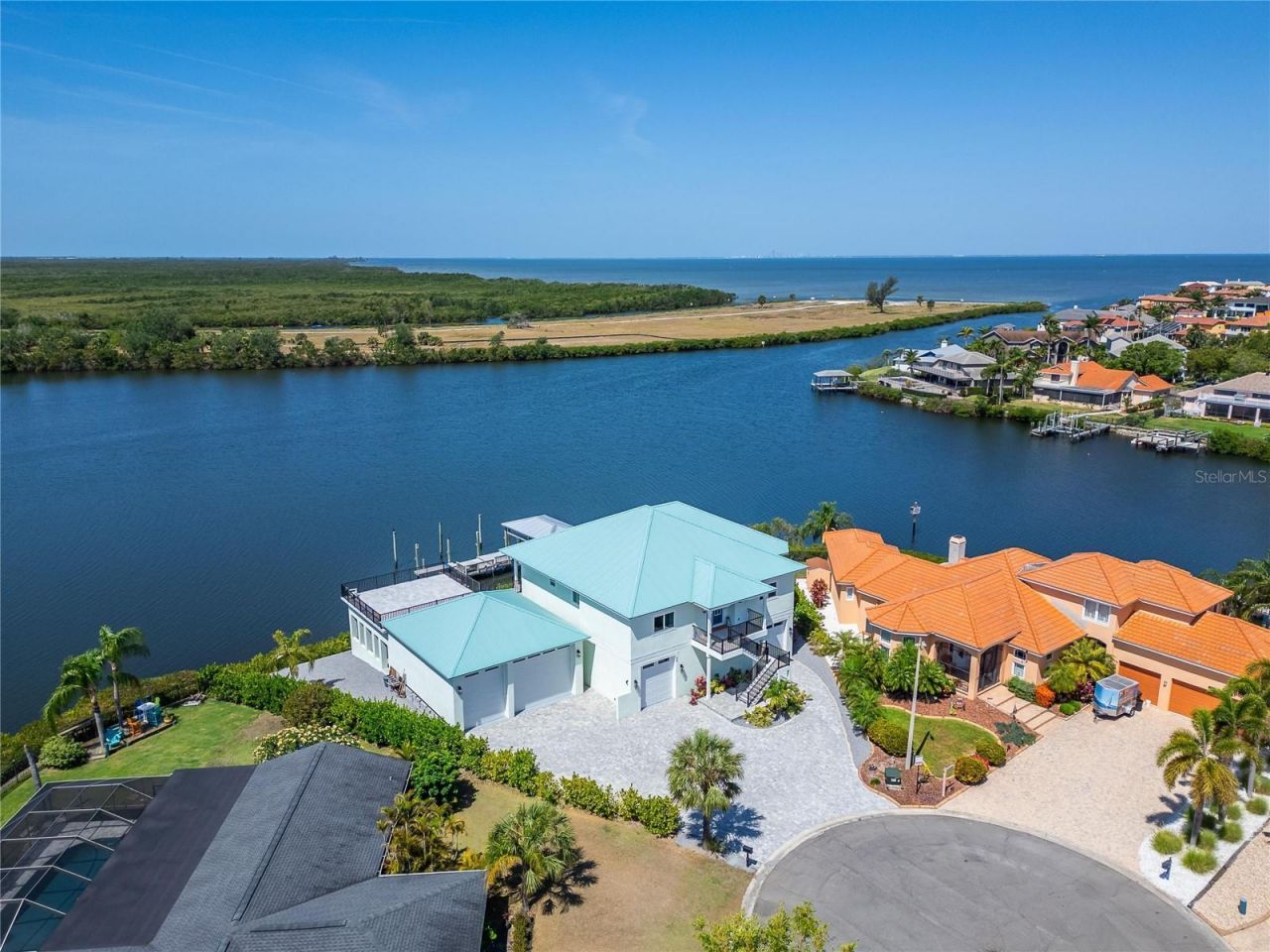 935 Chipaway Drive, Apollo Beach, FL 33572 Photo