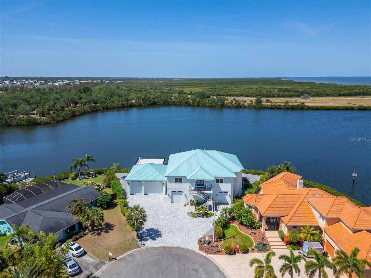 935 Chipaway Drive, Apollo Beach, FL 33572 Photo