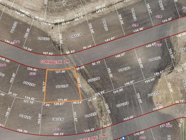 CORNHUSK LANE, Omro, WI 54963
