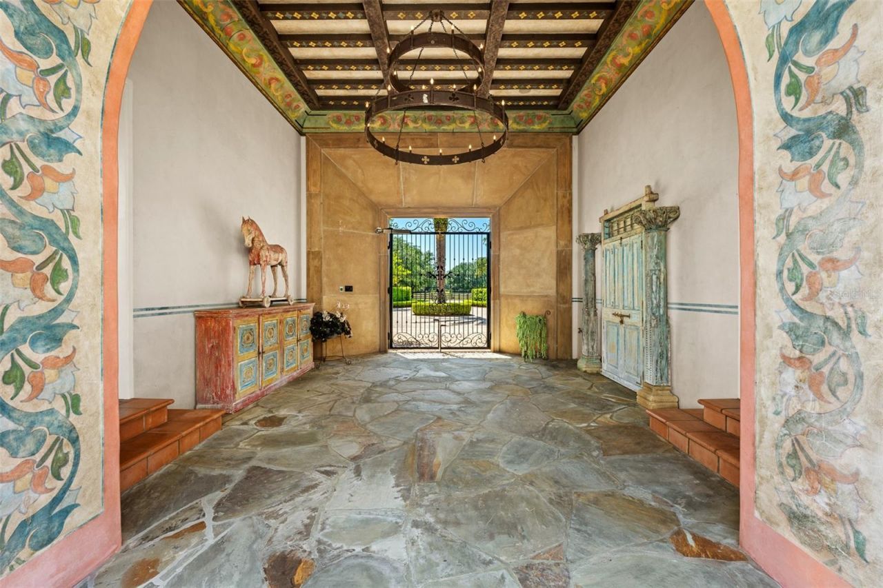 11865 Fort King Highway, Thonotosassa, FL 33592 Photo