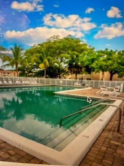 10068 Twin Lakes Dr, Unit 38-F, Coral Springs, FL 33071 Photo