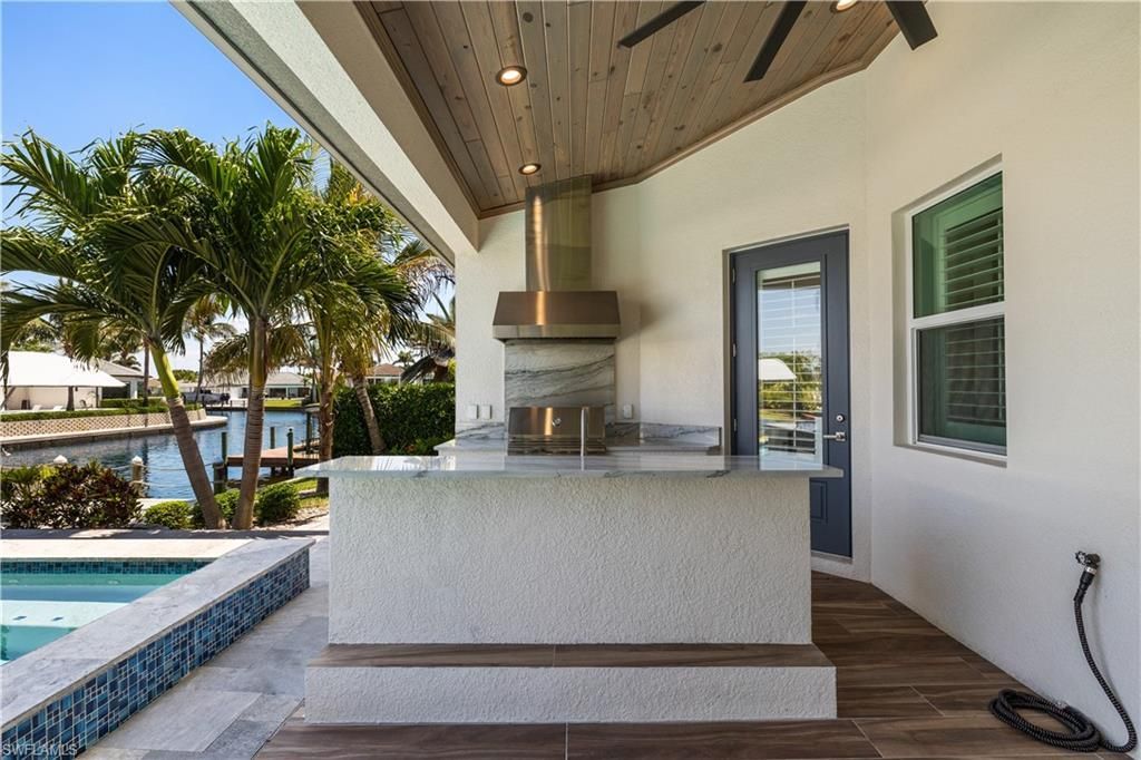 6617 Joanna Cir, Fort Myers, FL 33919 Photo