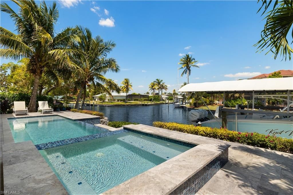 6617 Joanna Cir, Fort Myers, FL 33919 Photo