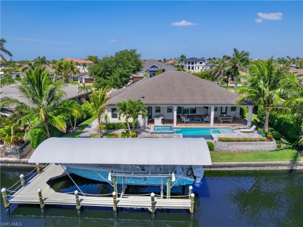 6617 Joanna Cir, Fort Myers, FL 33919 Photo