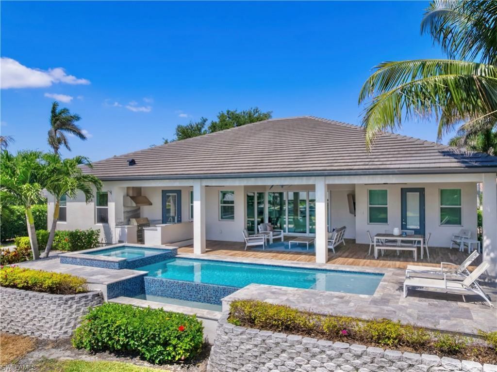 6617 Joanna Cir, Fort Myers, FL 33919 Photo