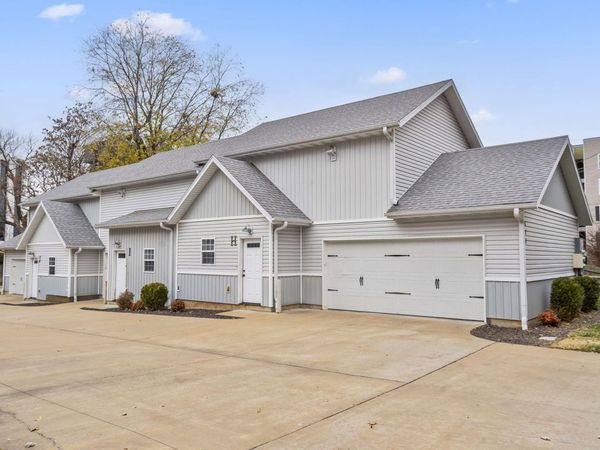 311 S Hampton Avenue, Springfield, MO 65806