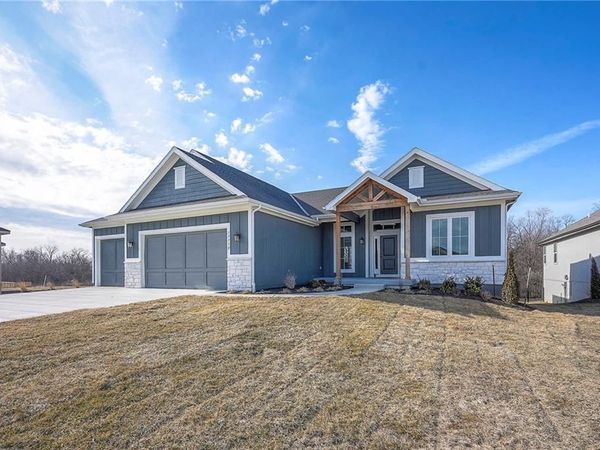 17732 S Brockway Street, Olathe, KS 66062