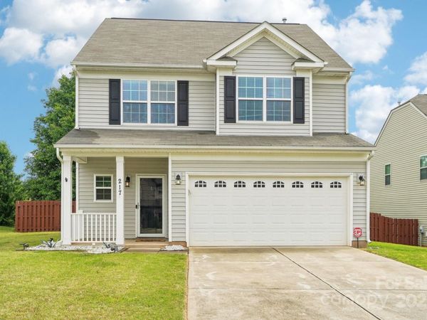 217 Almora Loop, Mooresville, NC 28115