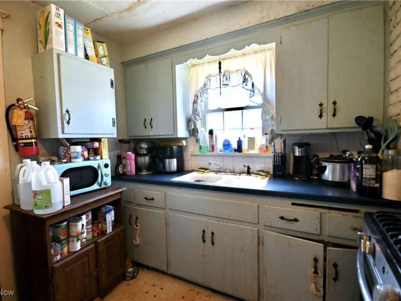 363 Maple Drive, Poland, OH 44514 Photo 11