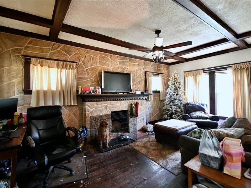 363 Maple Drive, Poland, OH 44514 Photo 6