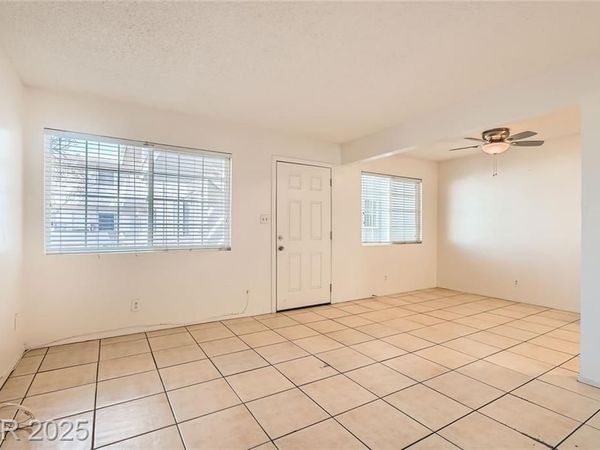 212 Orland Street, Unit 19, Las Vegas, NV 89107