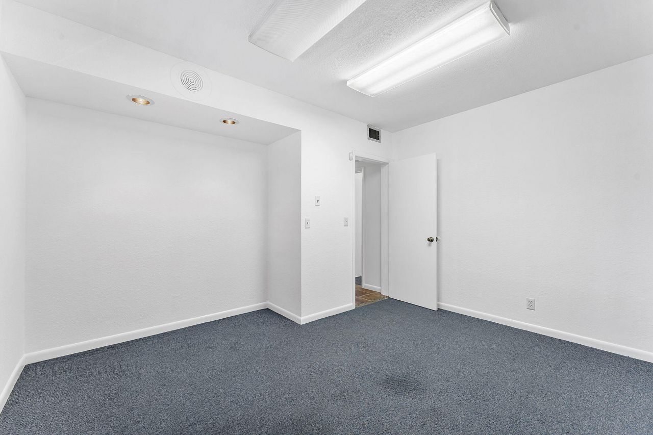 215 NW 3rd Street, Boynton Beach, FL 33435 Photo