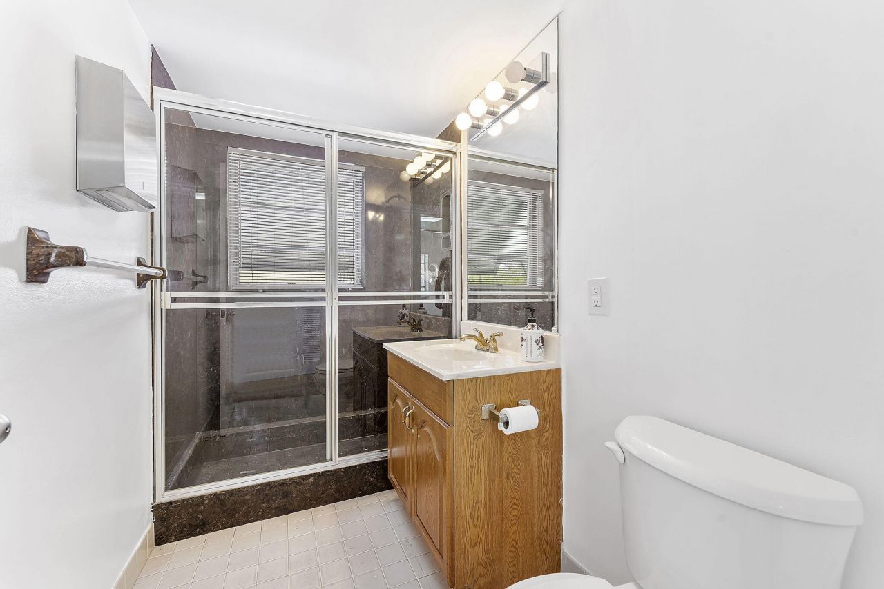 215 NW 3rd Street, Boynton Beach, FL 33435 Photo