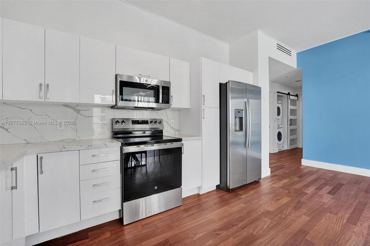 234 NE 3rd St, Unit 2202, Miami, FL 33132 Photo