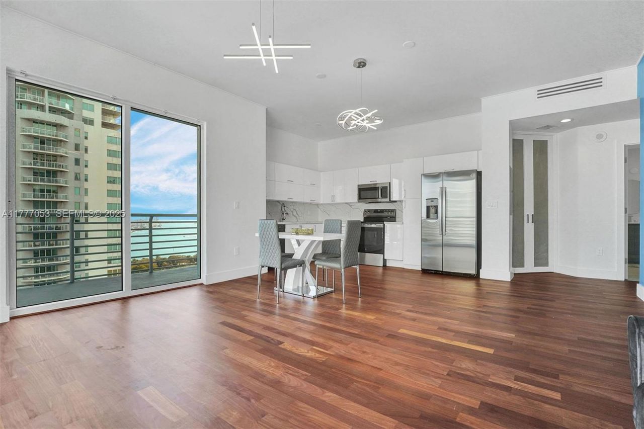 234 NE 3rd St, Unit 2202, Miami, FL 33132 Photo