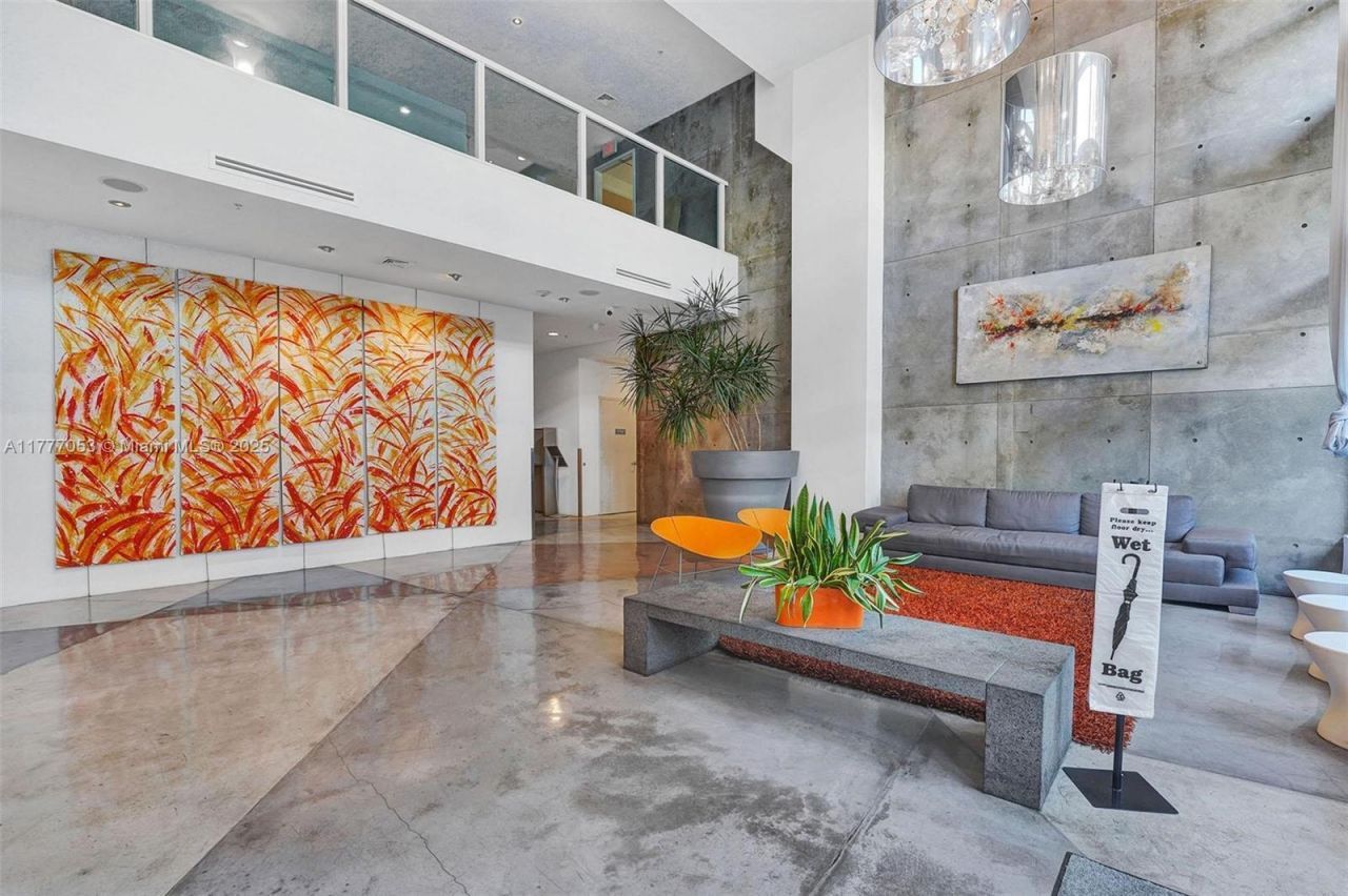 234 NE 3rd St, Unit 2202, Miami, FL 33132 Photo