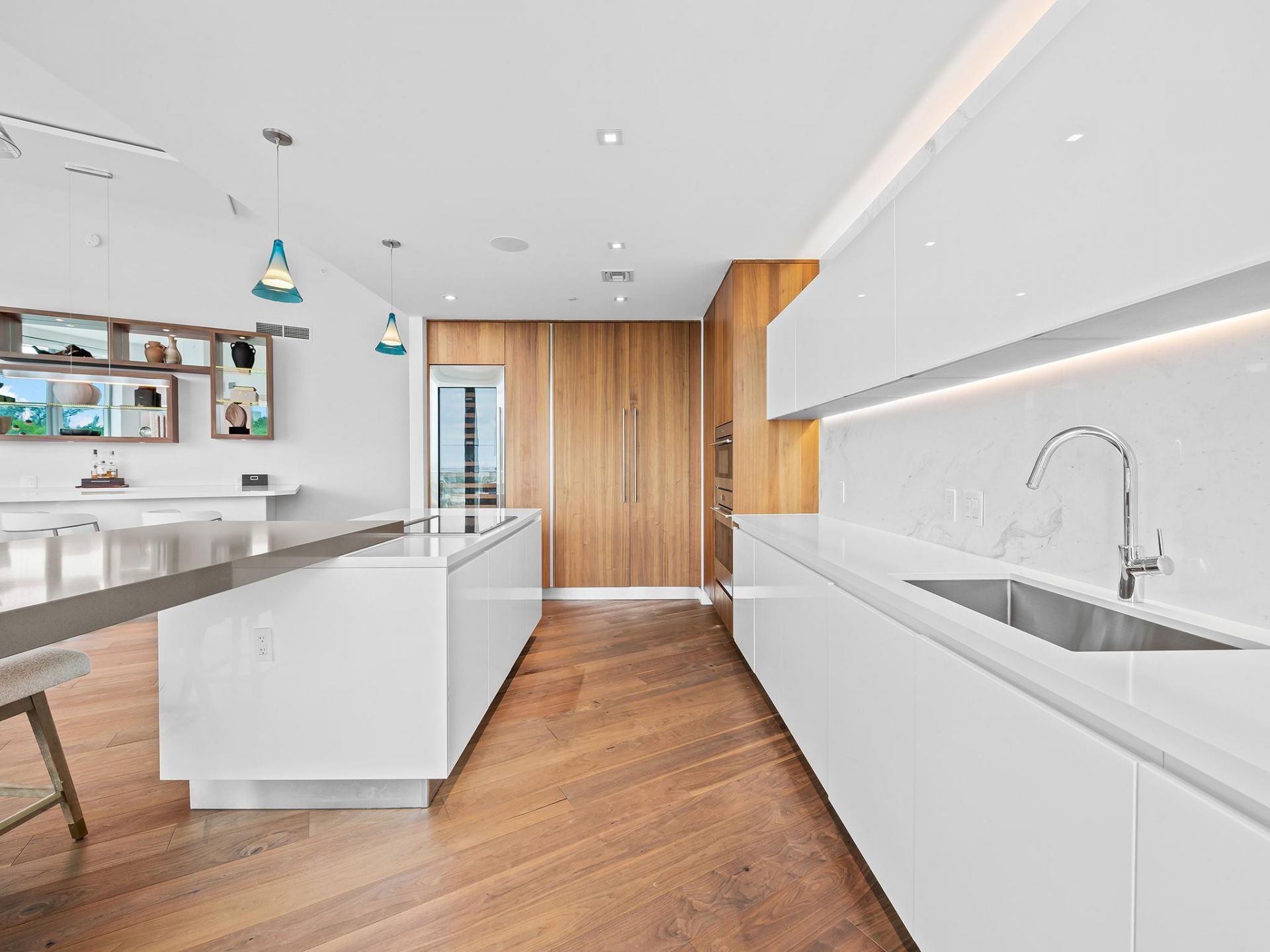 701 N Fort Lauderdale Beach Boulevard, Unit 302, Fort Lauderdale, FL 33304 Photo