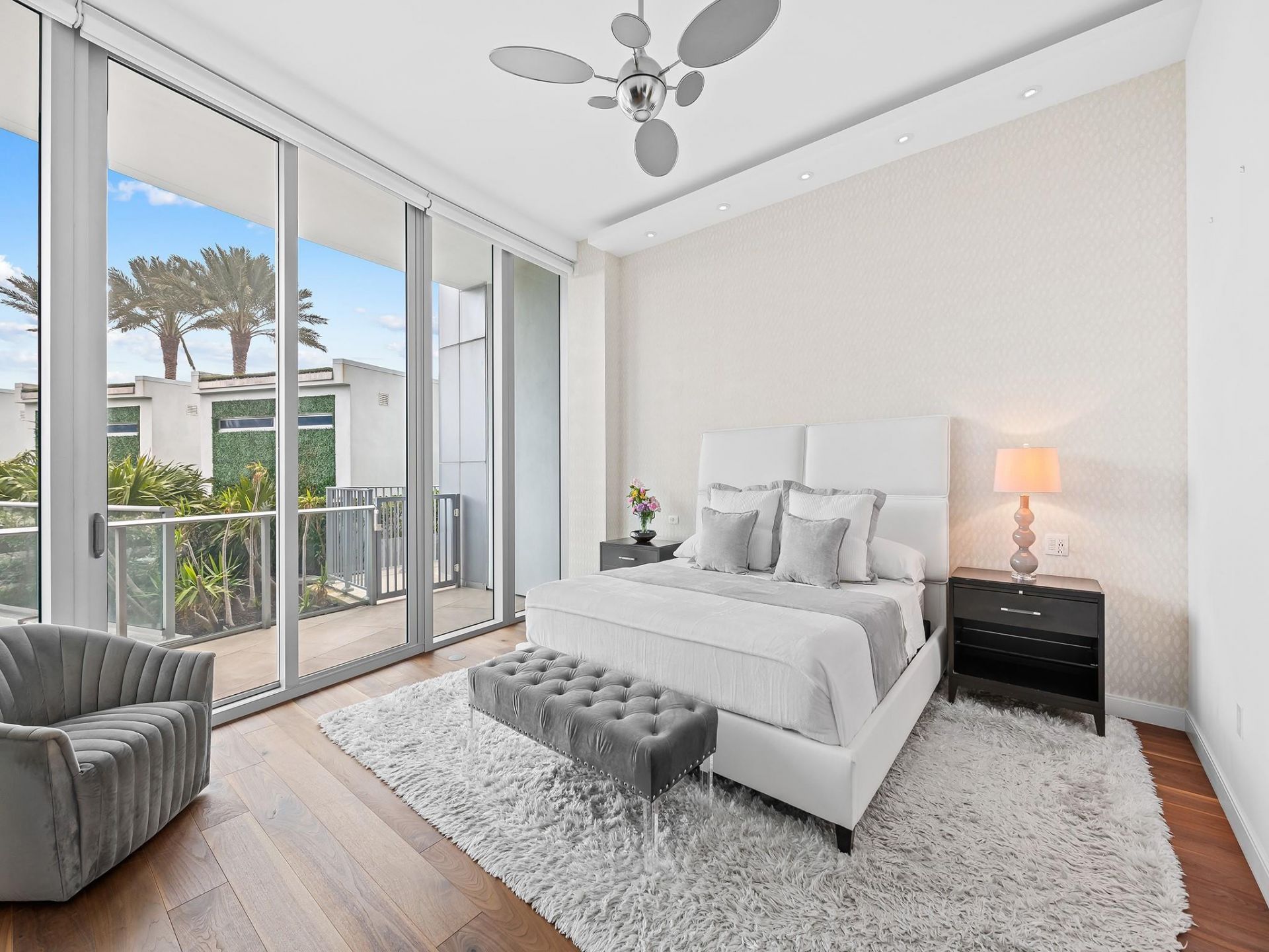 701 N Fort Lauderdale Beach Boulevard, Unit 302, Fort Lauderdale, FL 33304 Photo