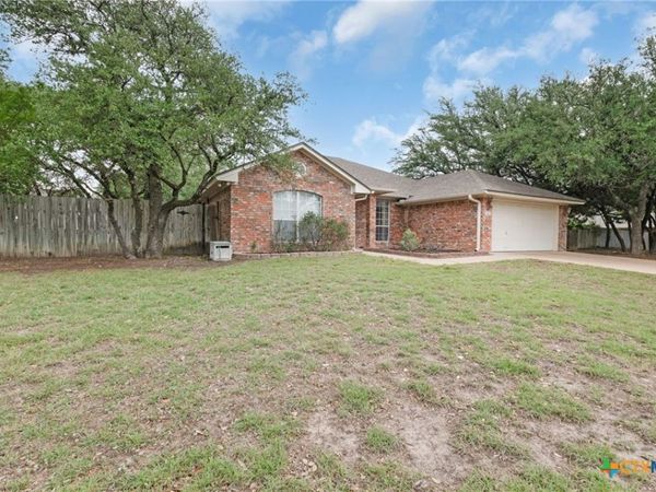 812 Taylor Creek Road, Copperas Cove, TX 76522