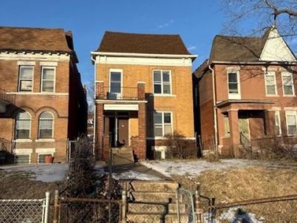 5735 Page Boulevard, St Louis, MO 63112