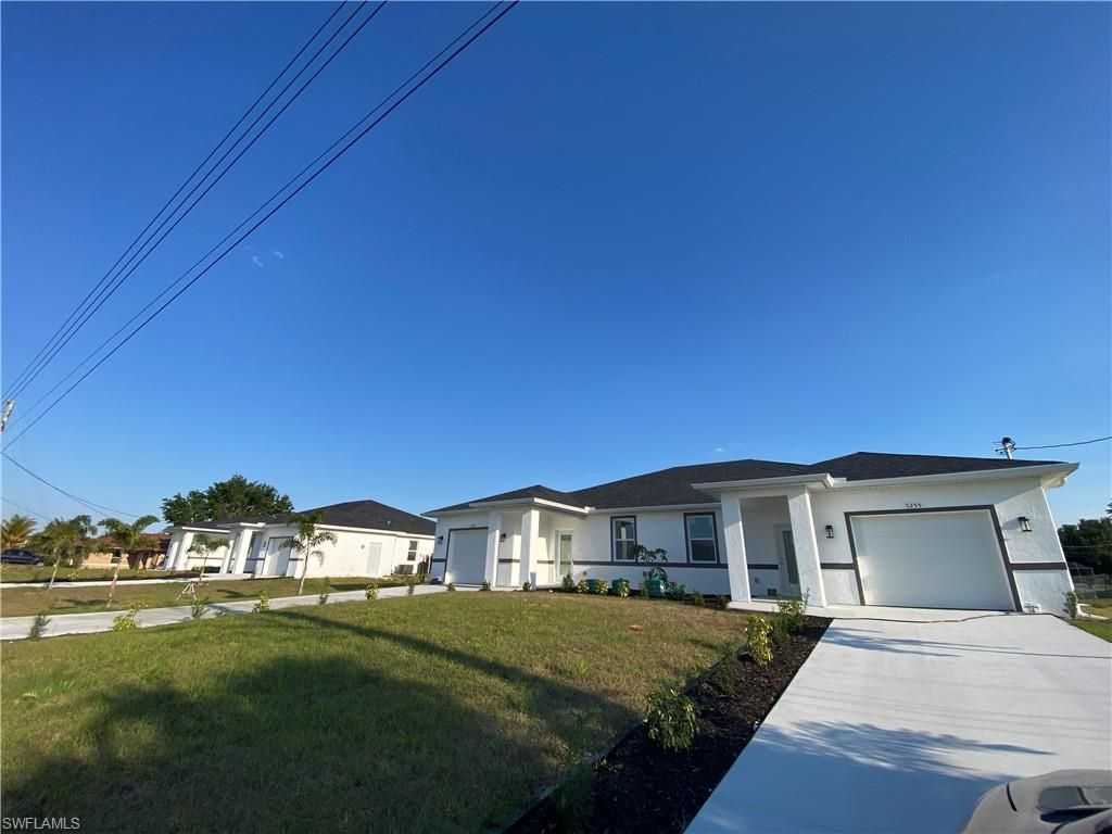 5249-5251 Centennial Blvd, Lehigh Acres, FL 33971 Photo