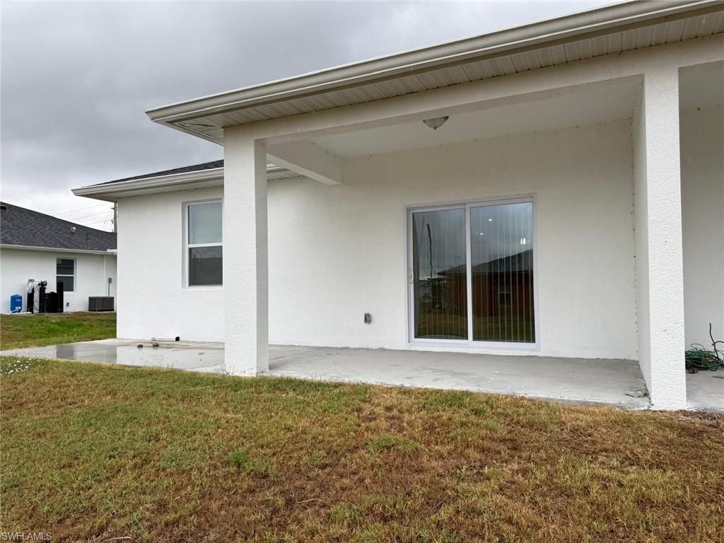 5253-5255 Centennial Blvd, Lehigh Acres, FL 33971 Photo
